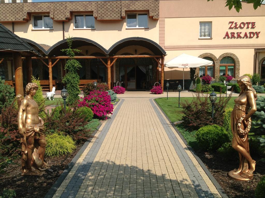 Zlote Arkady Hotel Czestochowa Exterior photo